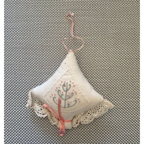 Vintage Handcrafted Lace Embroidered Pillow Decoration Christmas Ornament - Picture 3 of 4